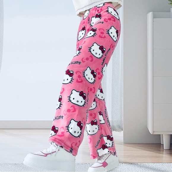 Pink Plush Hello Kitty Soft Womens Pajama Pants Plush pj’s Cute - Picture 2 of 3